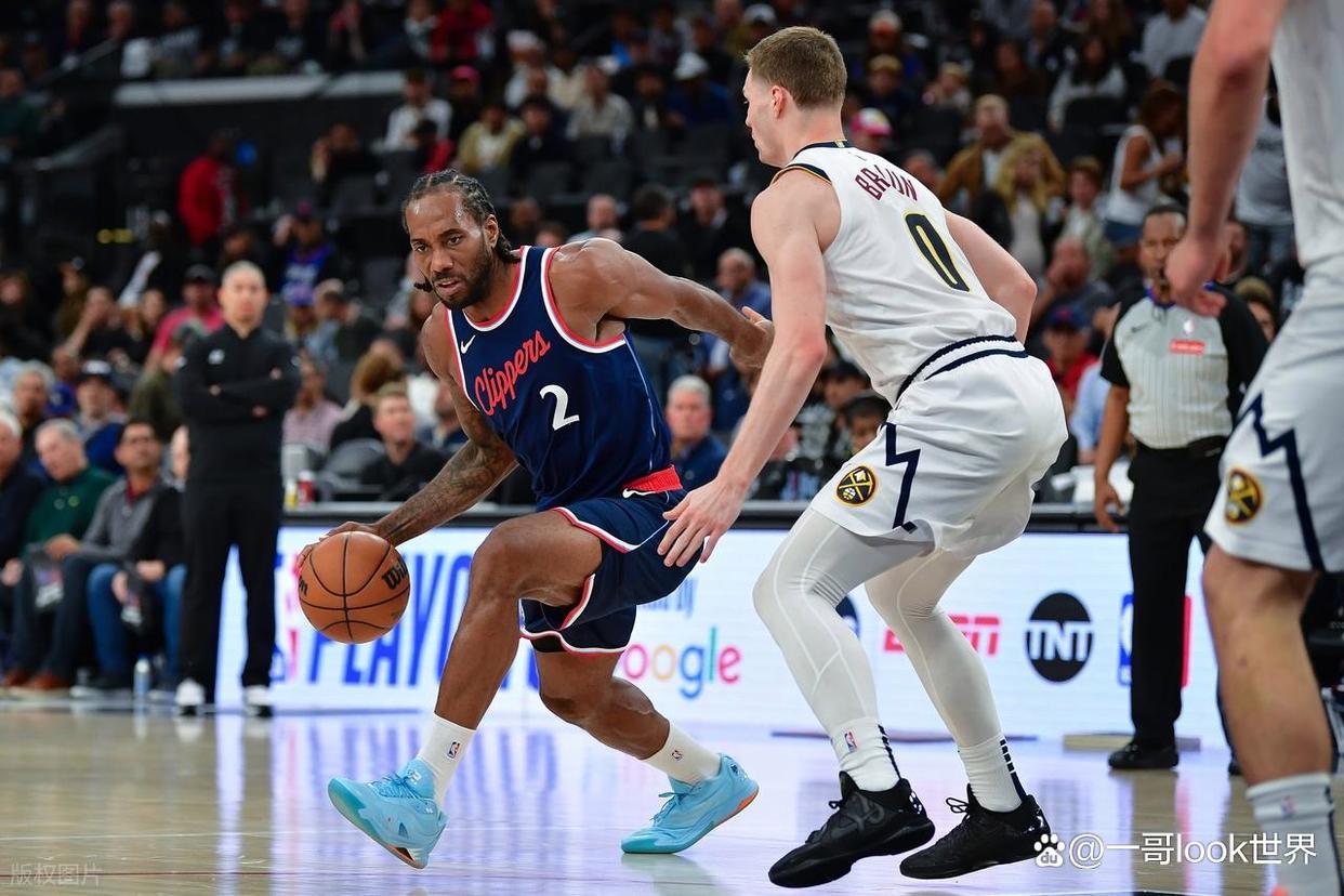 爵士翻盘雷霆，伦纳德带队取胜