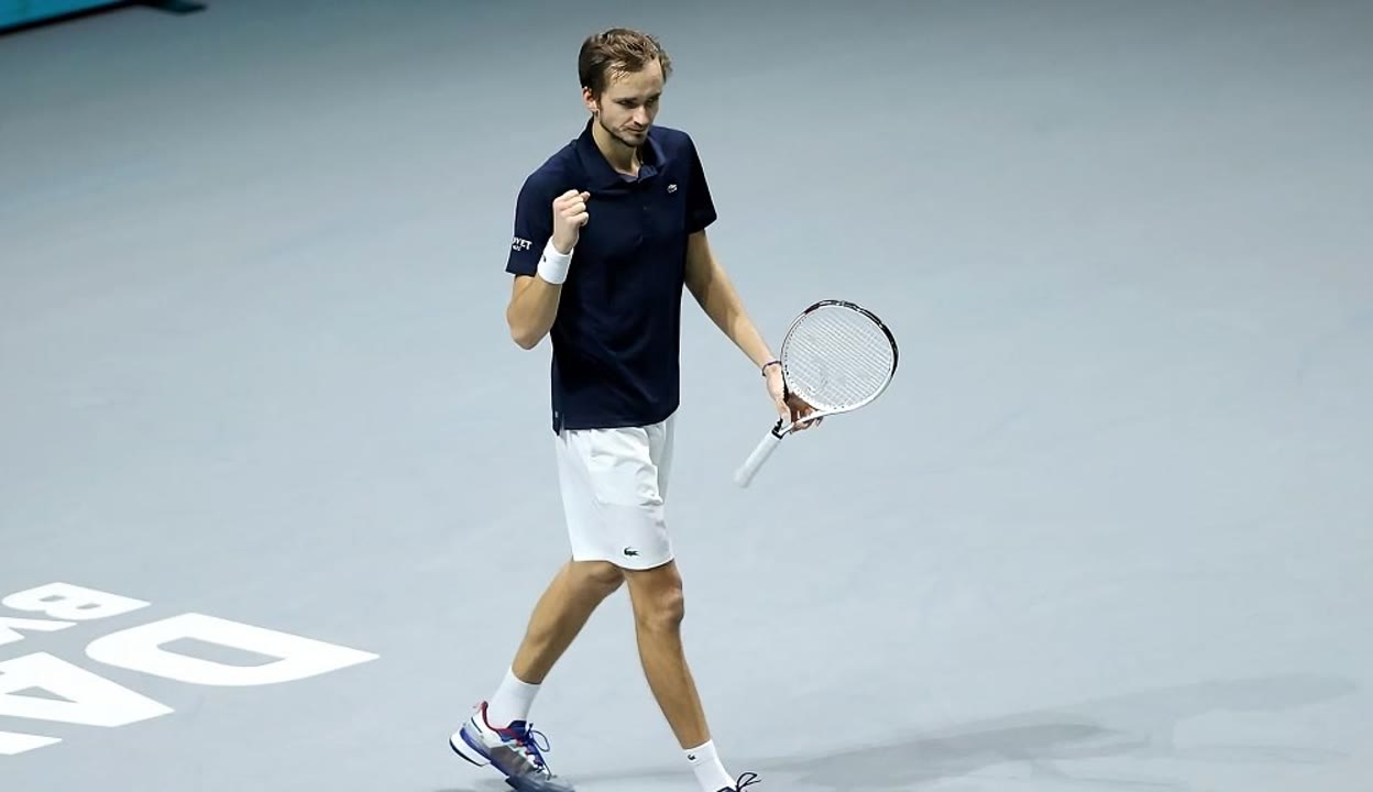 戴维斯杯碾压ATP总决赛，梅德韦杰夫高光表现