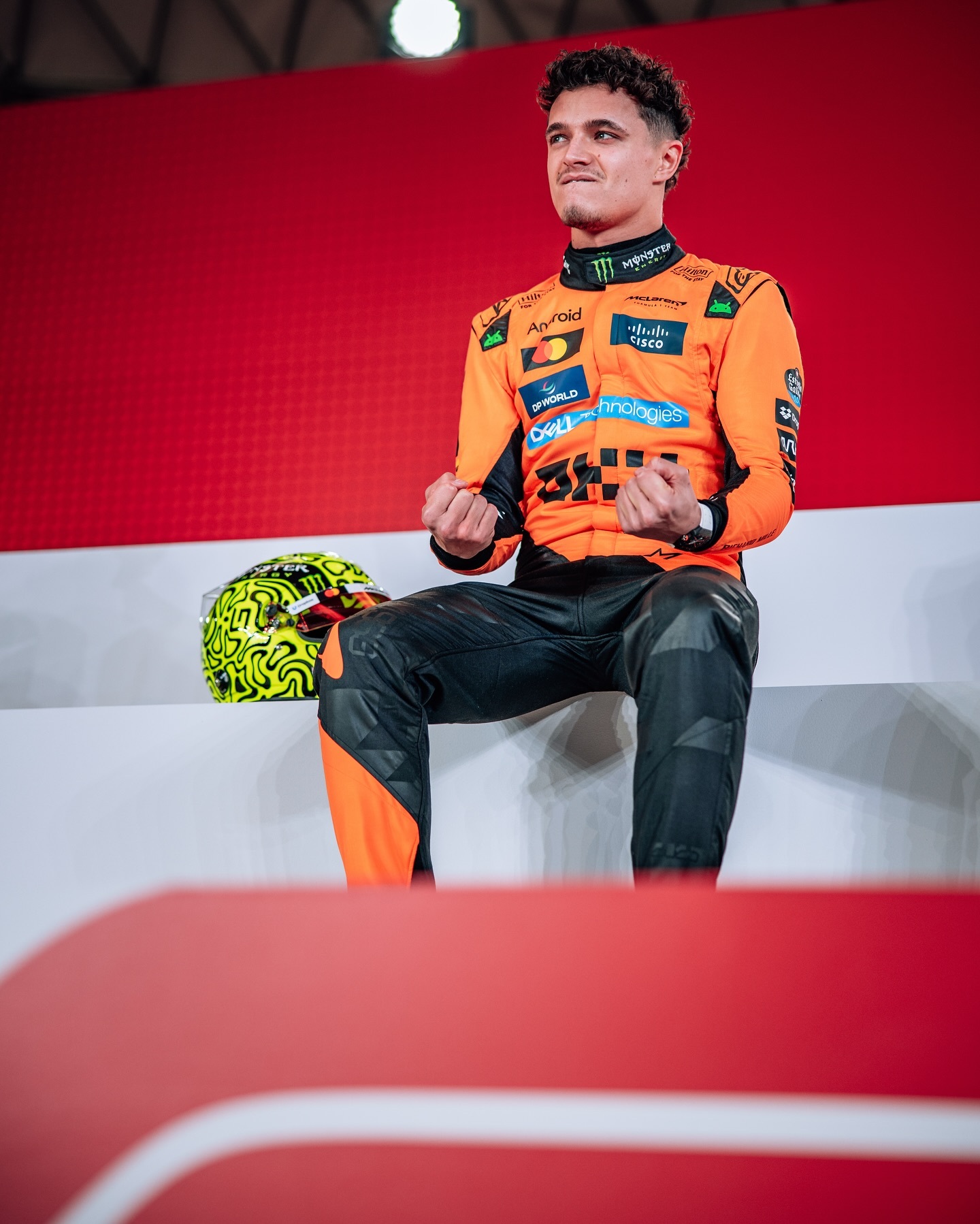 阿斯顿马丁绝杀红牛二队，诺里斯统治全场