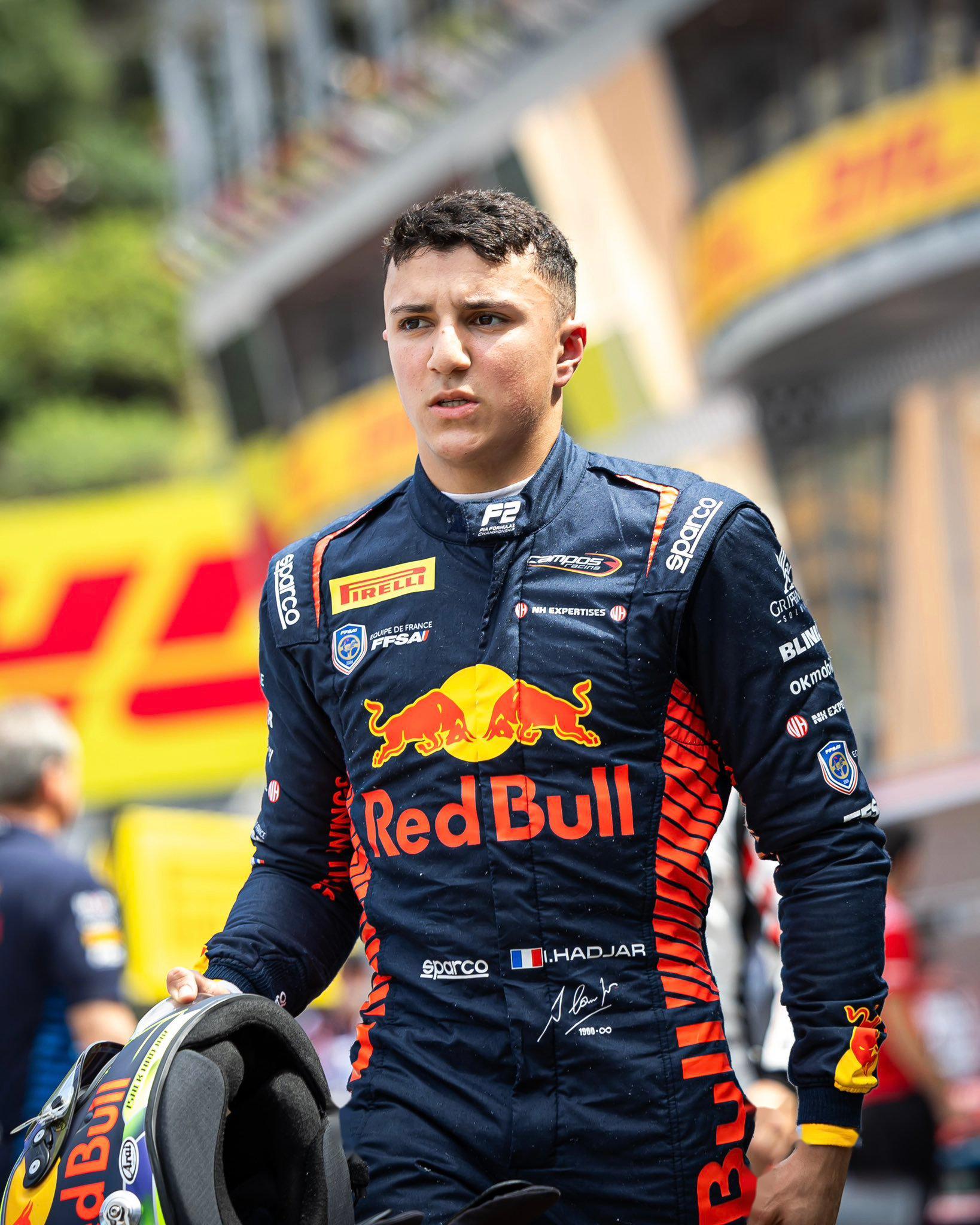 威廉姆斯轻取红牛二队，佩雷兹刷新纪录