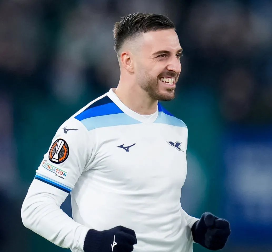 国际米兰年轻球员崭露头角，引发球迷热议