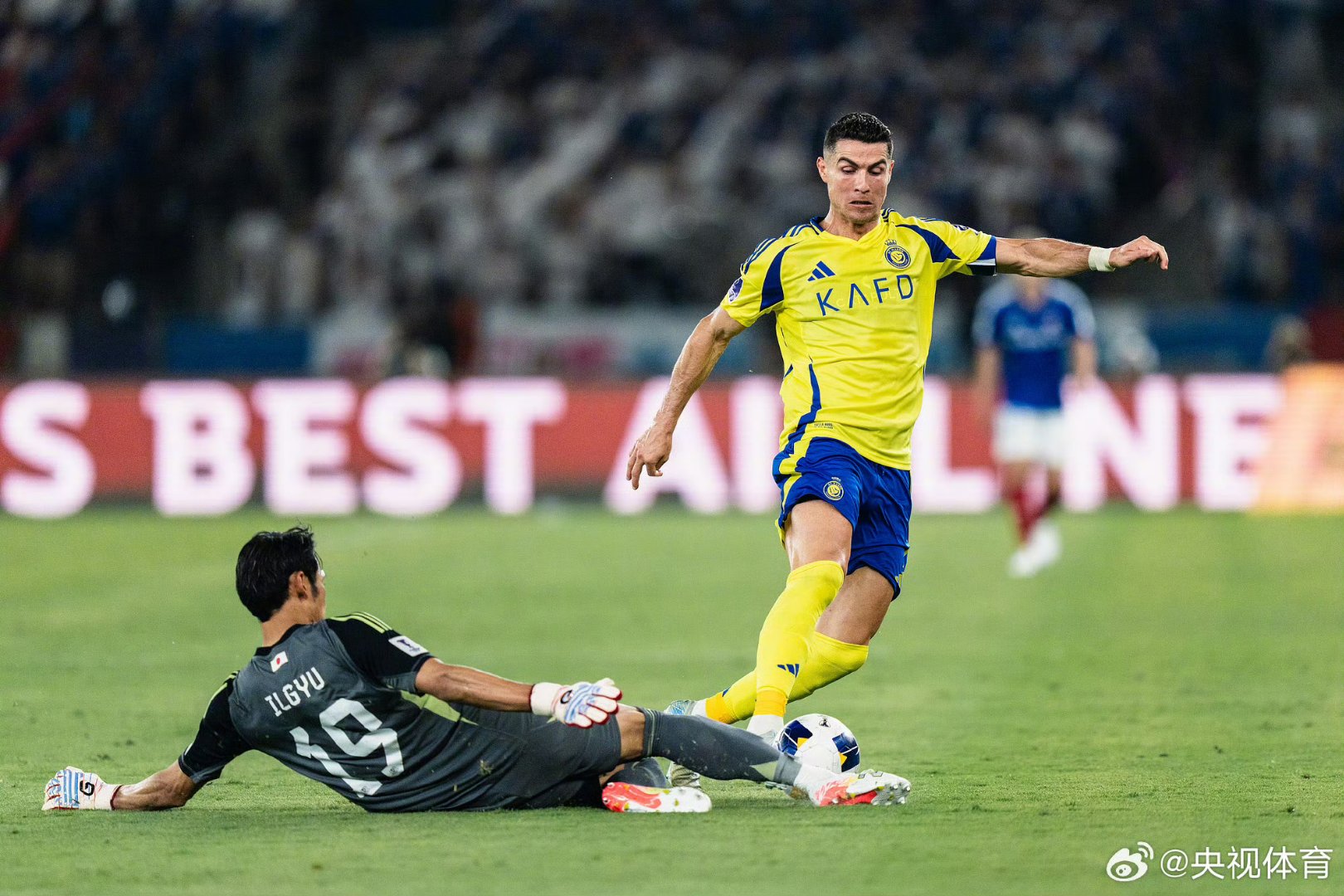 克罗地亚后卫在欧冠联赛中斩获重要进球