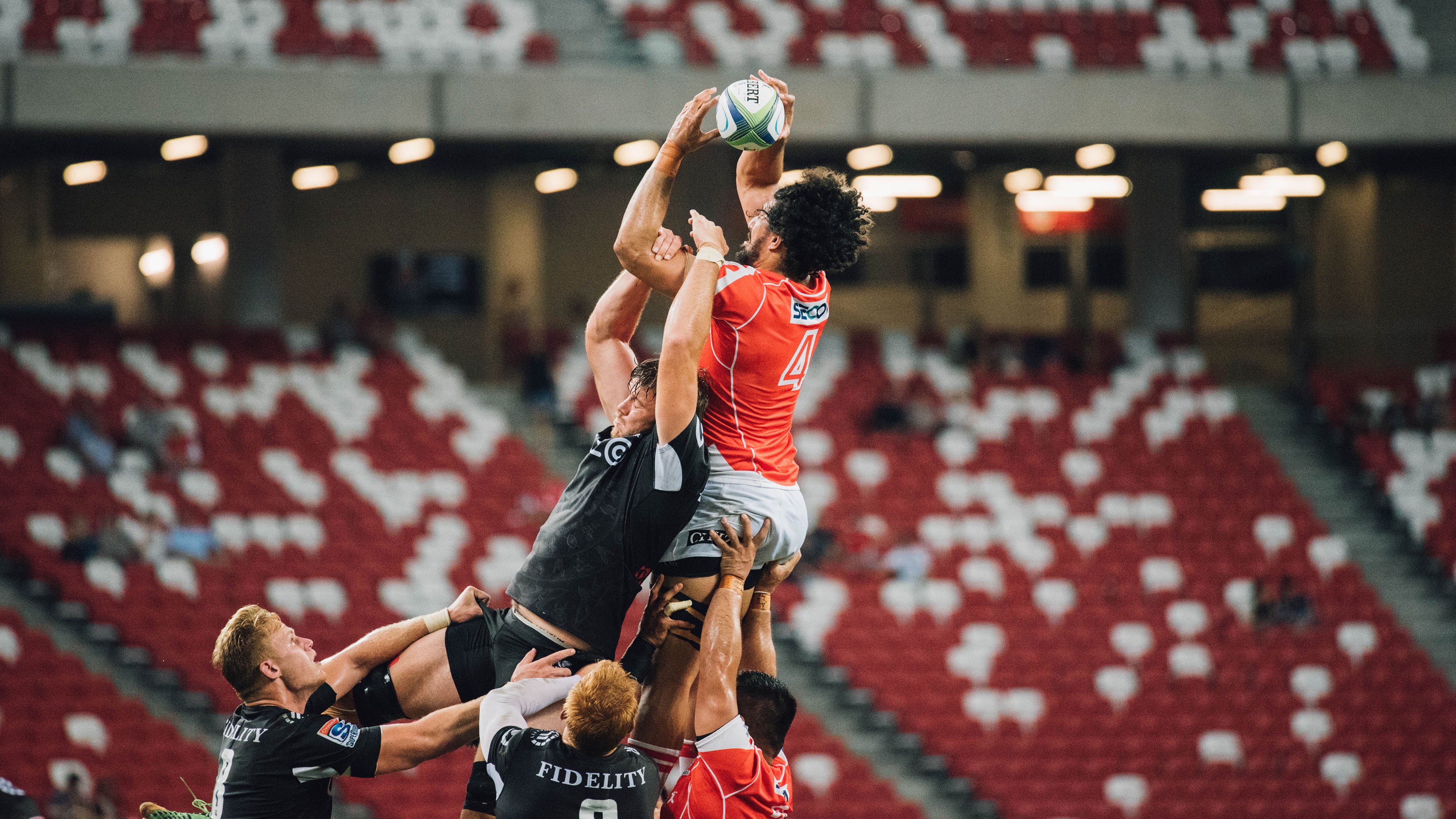 赛道上的黄蜂，当哈登在F1年度争冠中轻取雄鹿